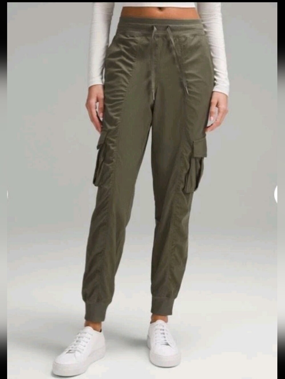 Lululemon Dance Studio Relaxed Fit MR Cargo Jogger 28" 🔥⬜️ Dot $128